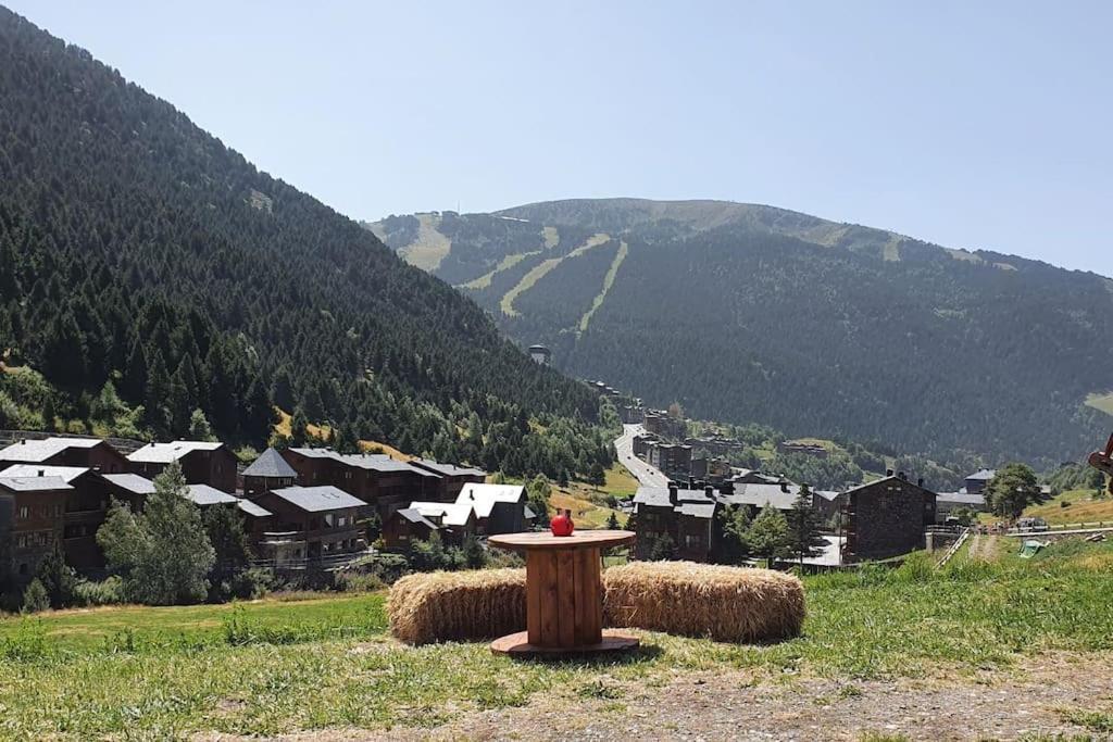 Acollidor Estudi Amb Encant Nordic I Amb Parquing, Al Costat De Grandvalira Apartamento *